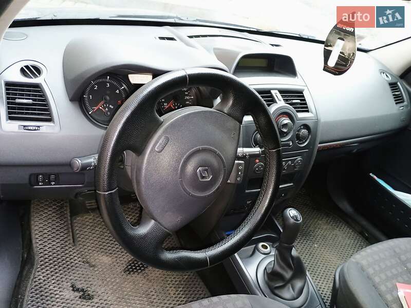 Универсал Renault Megane 2006 в Глухове