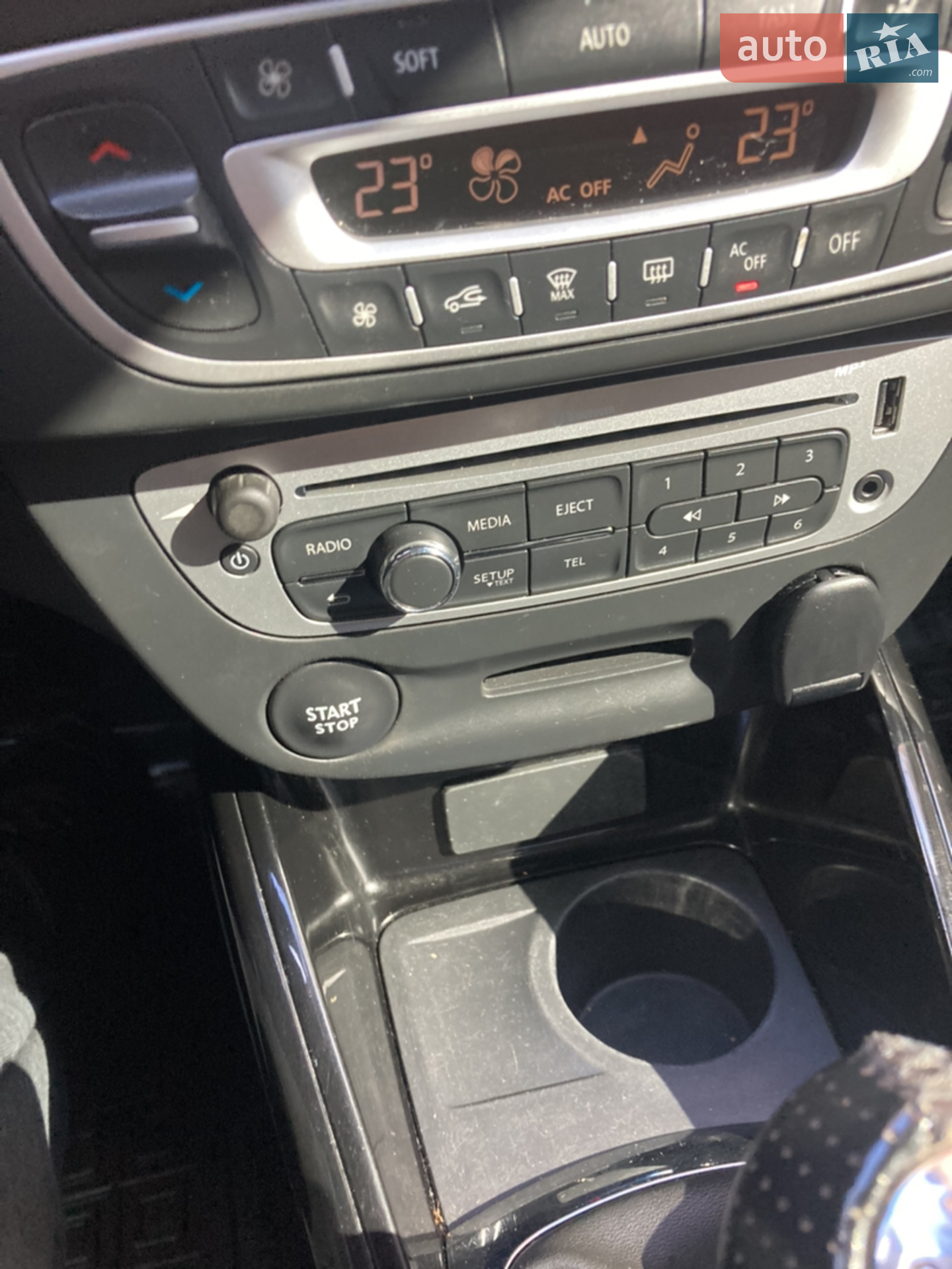 2013 Renault Megane - мініатюра 10
