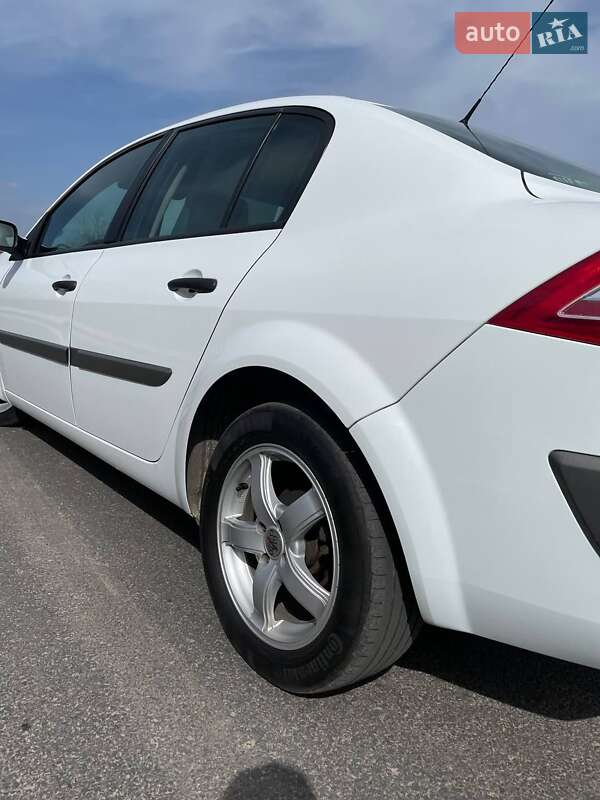 Седан Renault Megane 2008 в Дубно