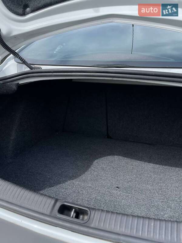 Седан Renault Megane 2008 в Дубно