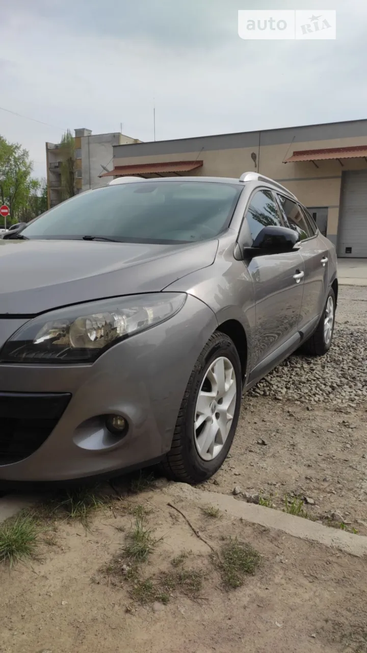 2010 Renault Megane - мініатюра 17