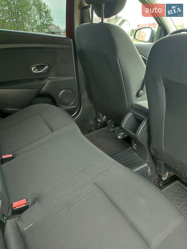 Универсал Renault Megane 2011 в Сумах фото 13 Универсал Renault Megane 2011 в Сумах