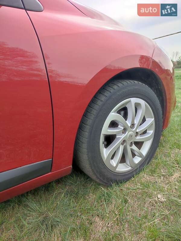 Универсал Renault Megane 2011 в Сумах фото 23 Универсал Renault Megane 2011 в Сумах