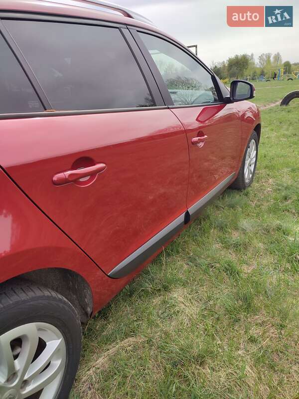 Универсал Renault Megane 2011 в Сумах фото 24 Универсал Renault Megane 2011 в Сумах