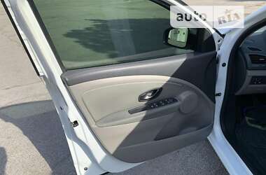 Универсал Renault Megane 2011 в 