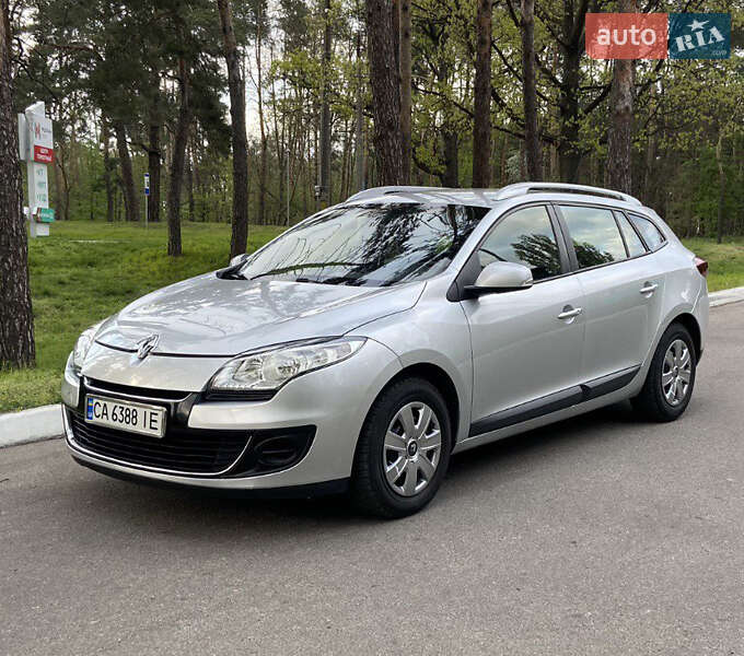 Универсал Renault Megane 2013 в 