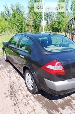 Седан Renault Megane 2003 в Нововолынске