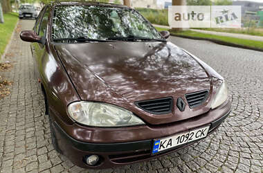 Седан Renault Megane 2000 в Кагарлику