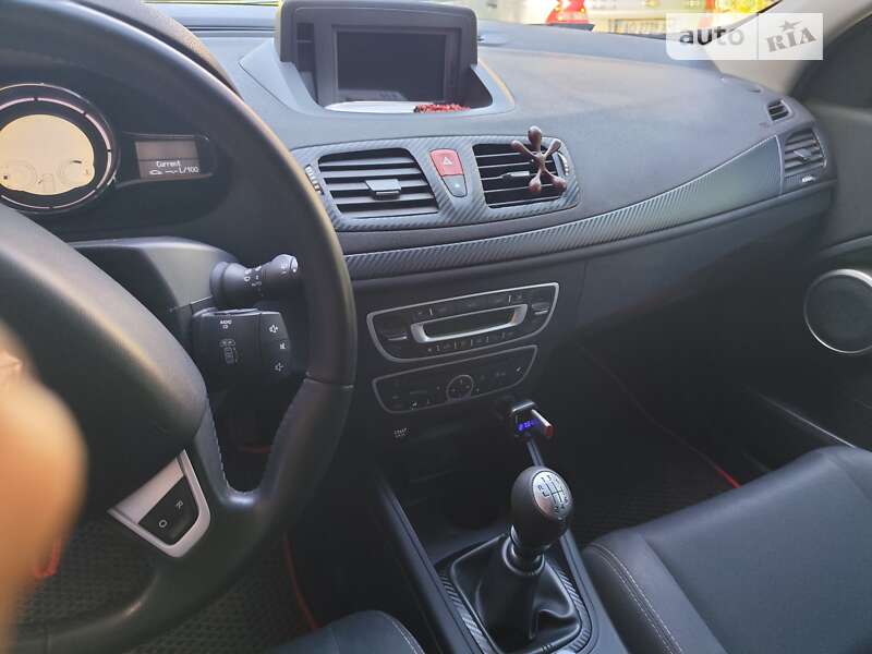 Універсал Renault Megane 2011 в Сваляві