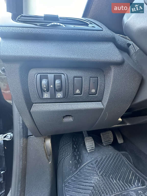 Универсал Renault Megane 2013 в Полтаве фото 19 Универсал Renault Megane 2013 в Полтаве