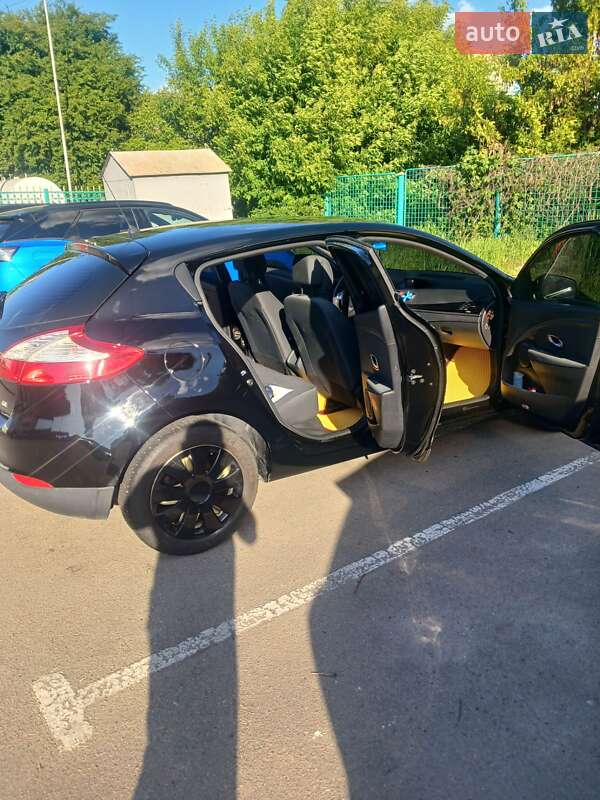 Хетчбек Renault Megane 2011 в Коростені фото 12 Хетчбек Renault Megane 2011 в Коростені