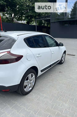 Хэтчбек Renault Megane 2015 в Львове