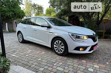 Універсал Renault Megane 2017 в Кельменцях