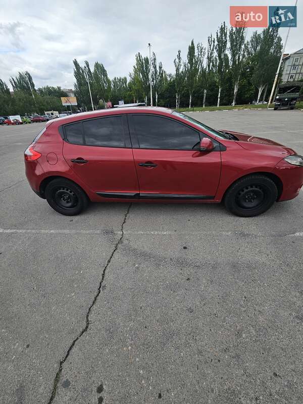 Хэтчбек Renault Megane 2010 в Запорожье