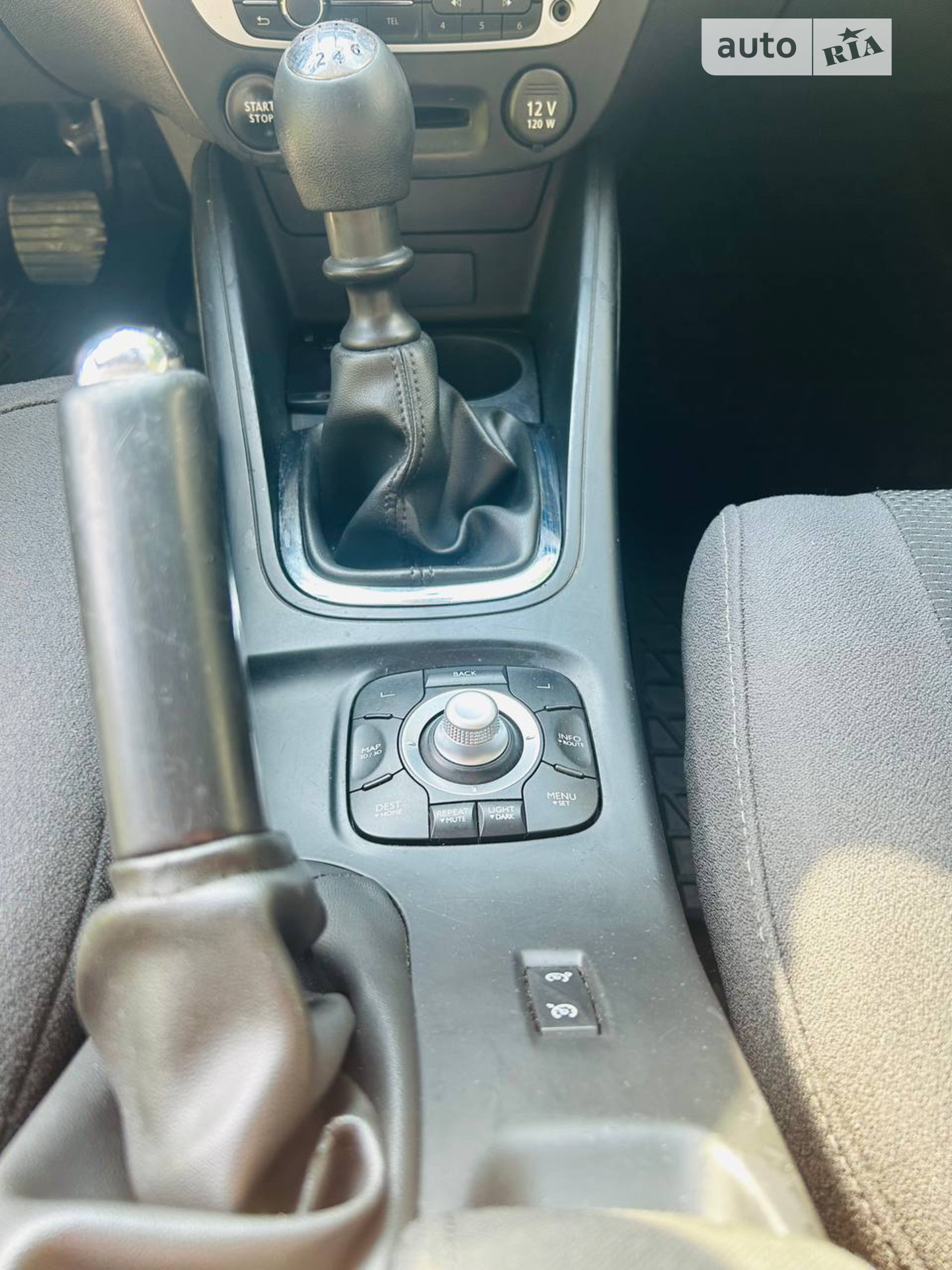 2013 Renault Megane - мініатюра 13