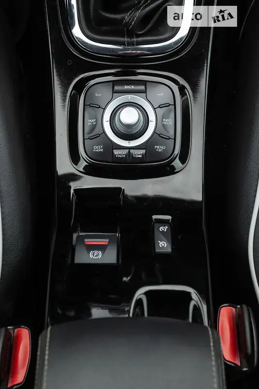 Renault Megane 2012 VIN VF1KZ140647976508 фото оголошення 60 з 132
