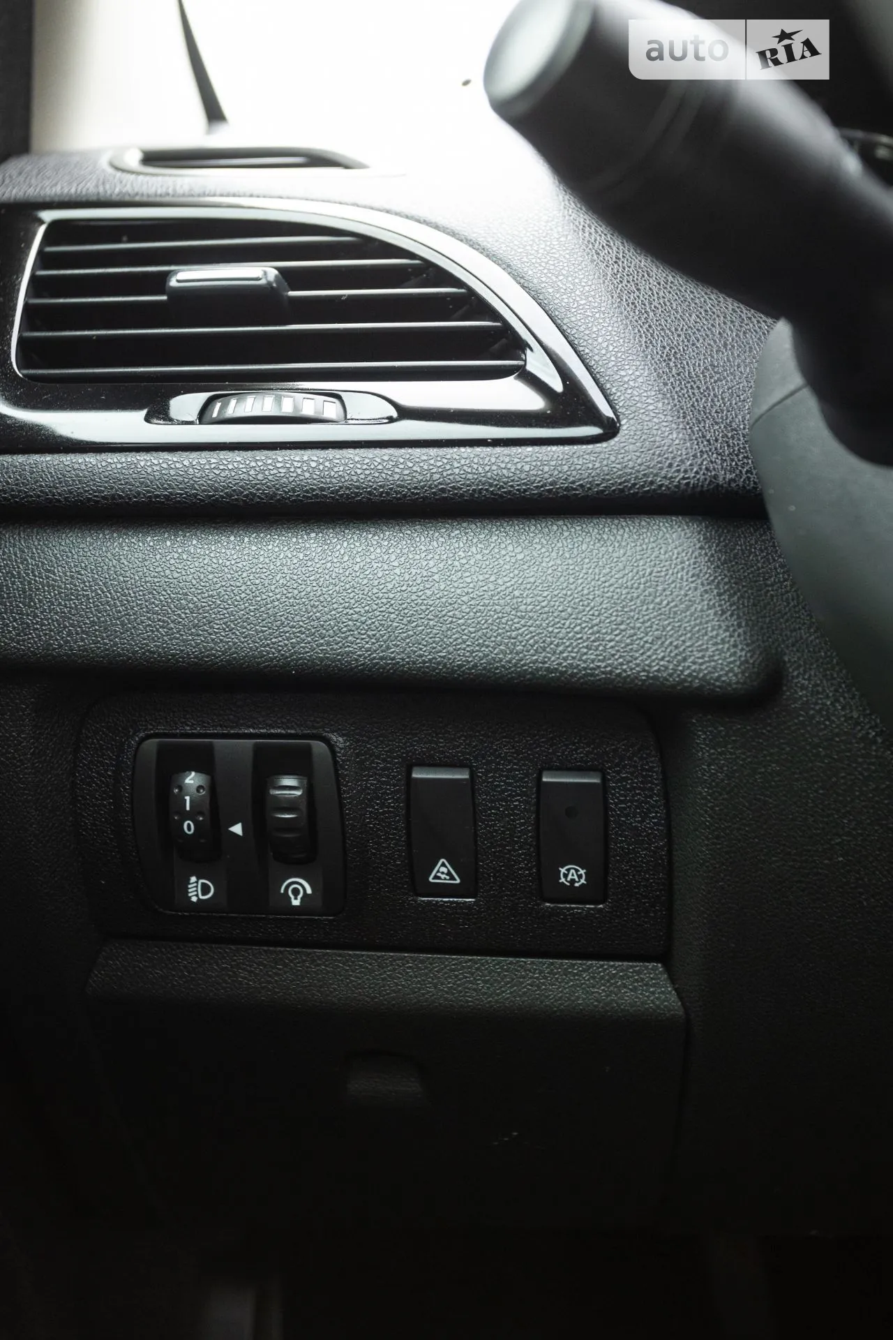 2012 Renault Megane - мініатюра 56