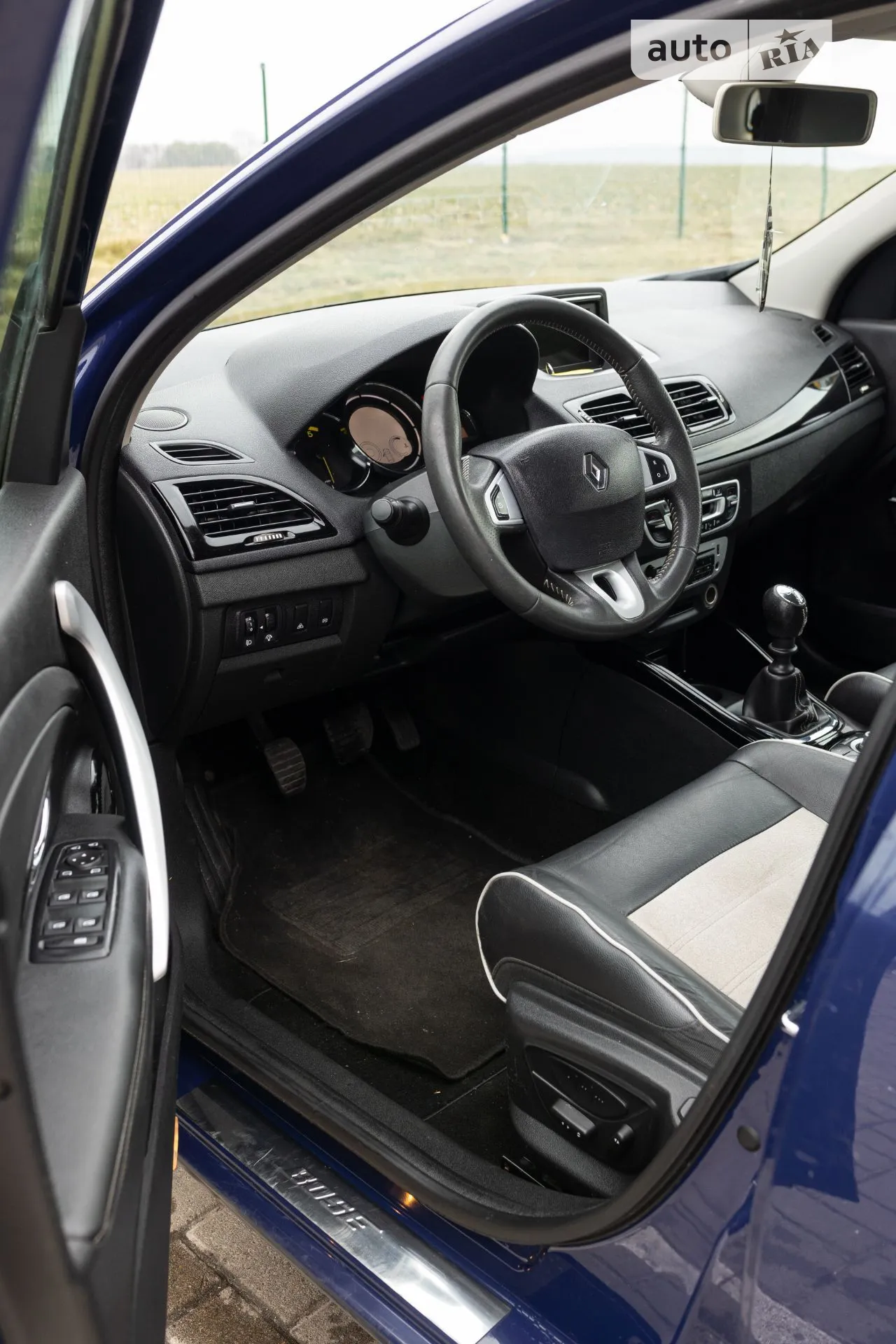 2012 Renault Megane - мініатюра 93