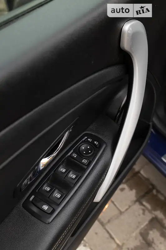 Renault Megane 2012 VIN VF1KZ140647976508 фото оголошення 97 з 132