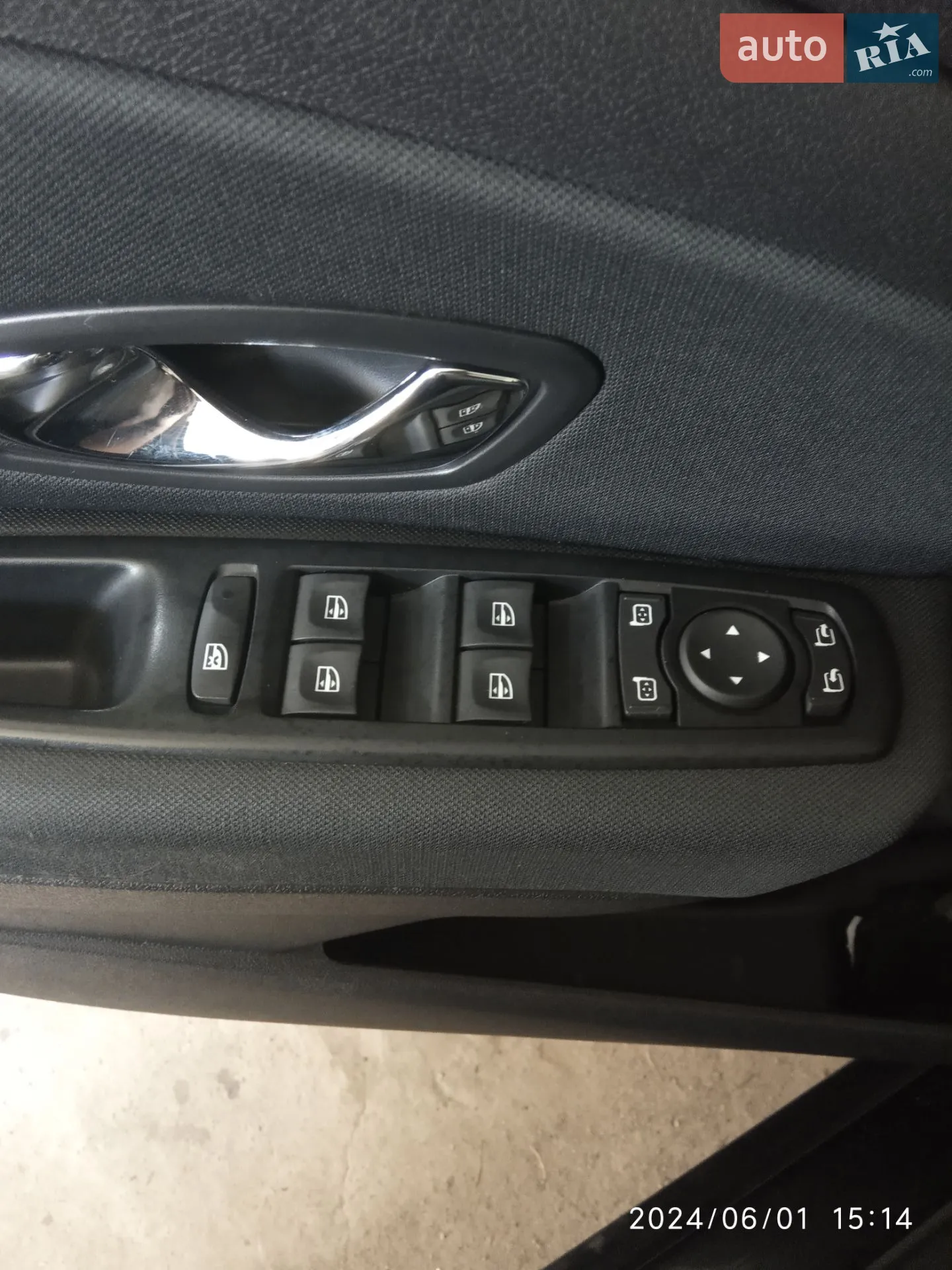 2013 Renault Megane - мініатюра 36