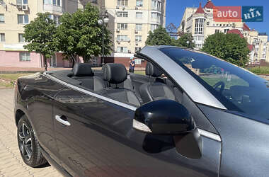 Кабриолет Renault Megane 2011 в 