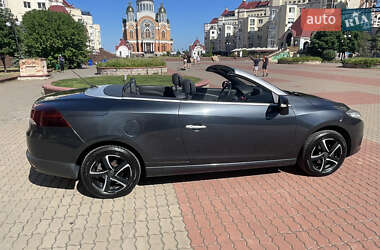 Кабриолет Renault Megane 2011 в 