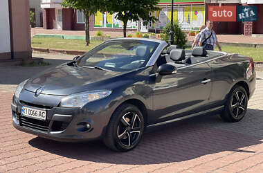 Кабриолет Renault Megane 2011 в 