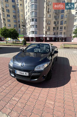 Кабриолет Renault Megane 2011 в 