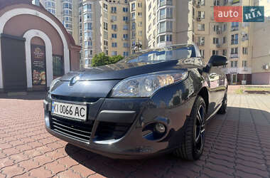 Кабриолет Renault Megane 2011 в 