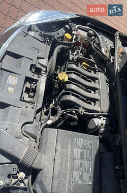 Кабриолет Renault Megane 2011 в 