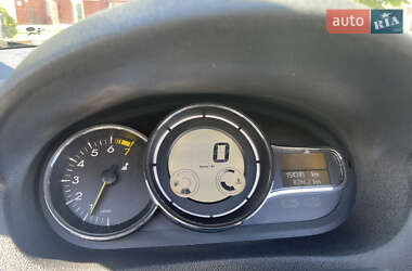 Кабриолет Renault Megane 2011 в 