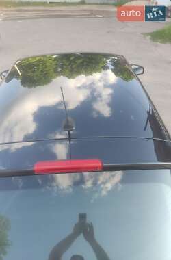 Хэтчбек Renault Megane 2011 в 