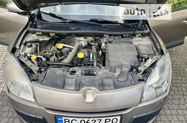 Хетчбек Renault Megane 2008 в Стрию