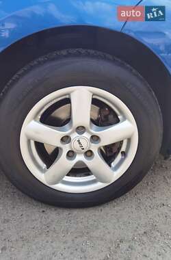 Хэтчбек Renault Megane 2011 в 