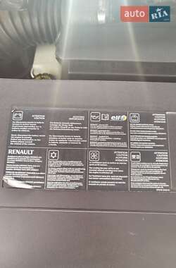 Хэтчбек Renault Megane 2011 в 
