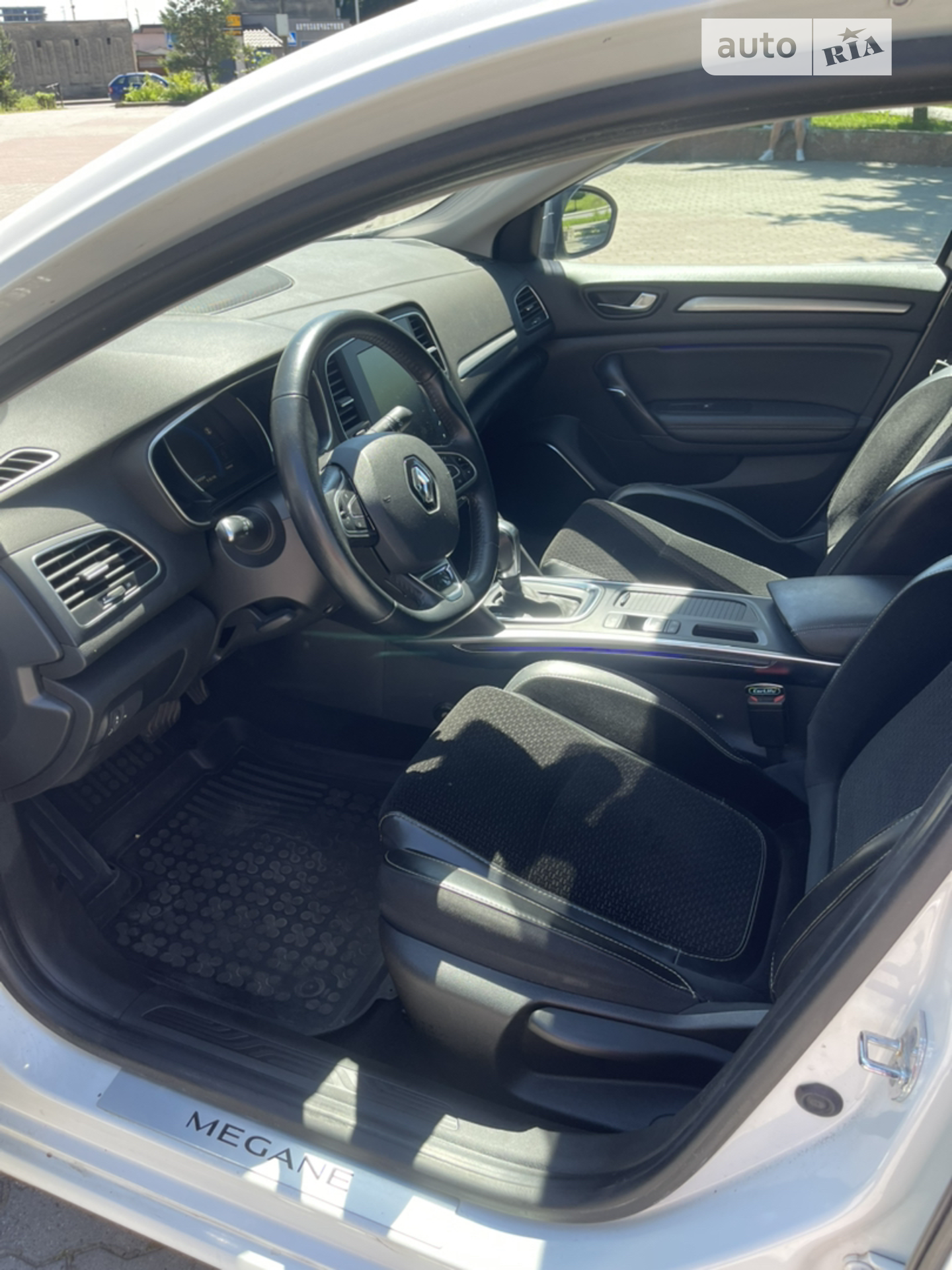 2016 Renault Megane - мініатюра 9