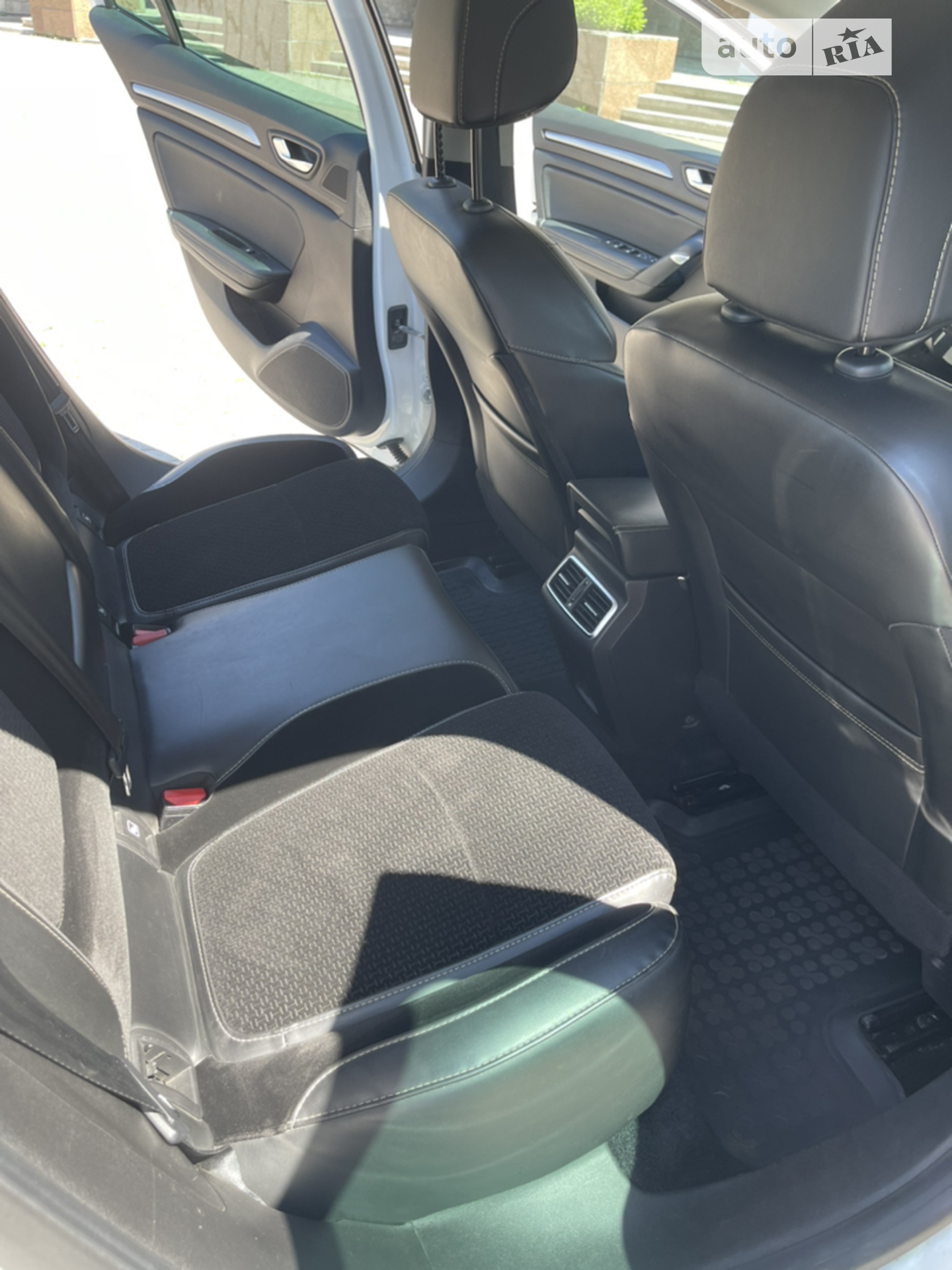 2016 Renault Megane - мініатюра 14