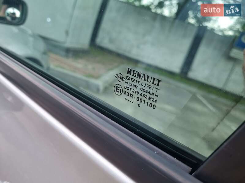 Універсал Renault Megane 2005 в Києві фото 24 Універсал Renault Megane 2005 в Києві