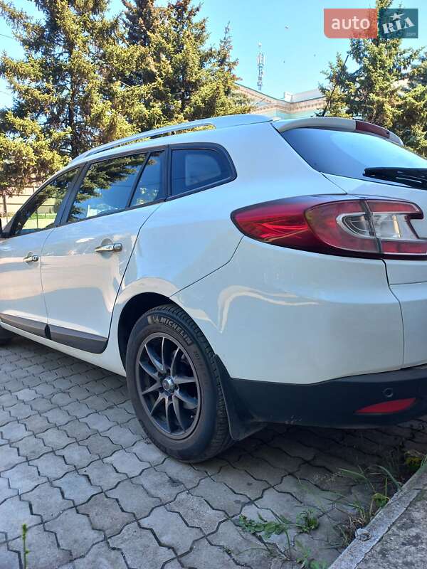 Универсал Renault Megane 2011 в Доброполье