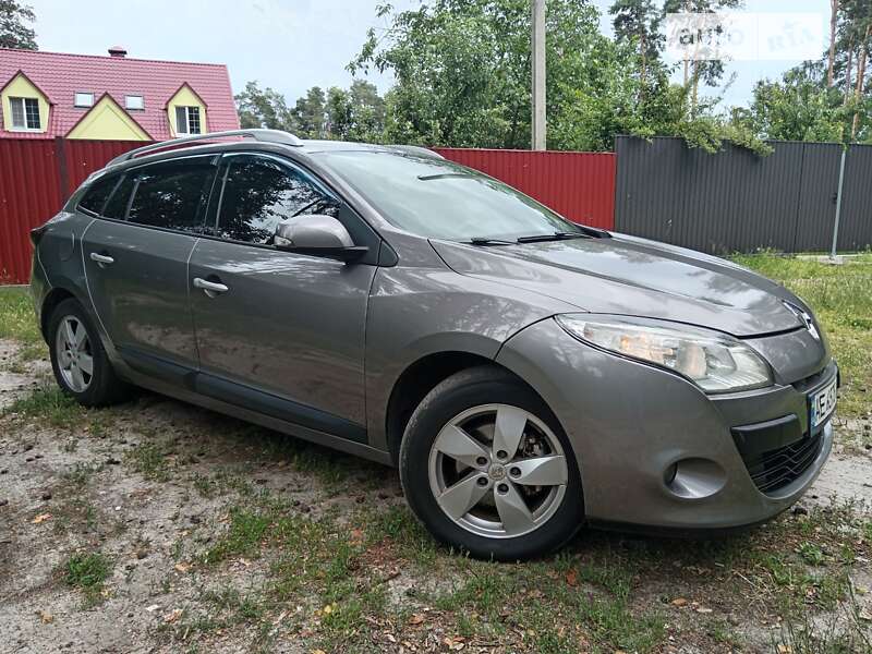 Универсал Renault Megane 2010 в Киеве