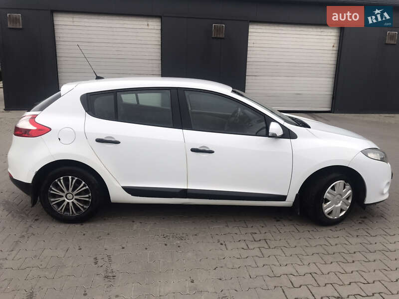 Хетчбек Renault Megane 2011 в Шептицькому фото 5 Хетчбек Renault Megane 2011 в Шептицькому