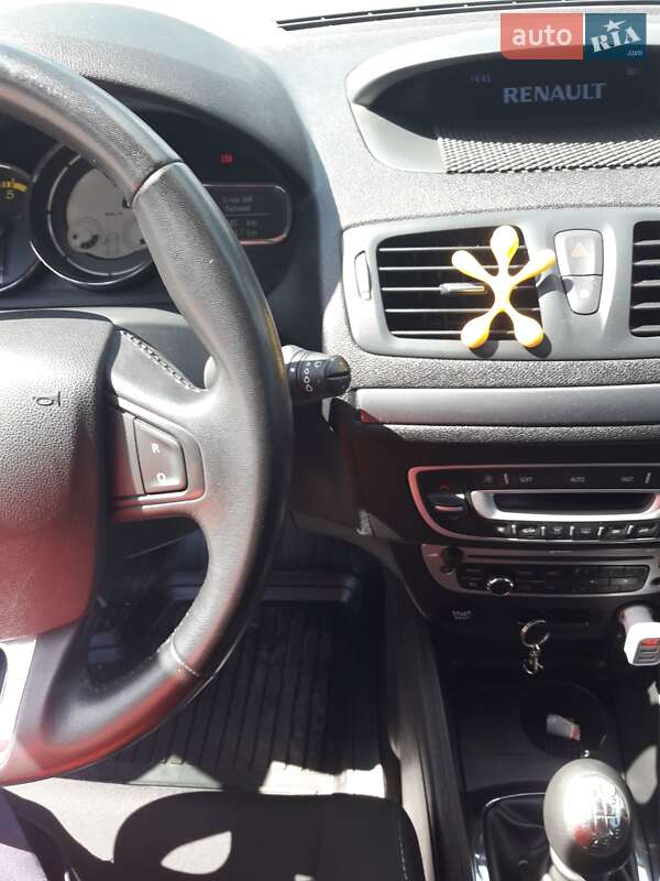 Универсал Renault Megane 2015 в Сумах фото 26 Универсал Renault Megane 2015 в Сумах