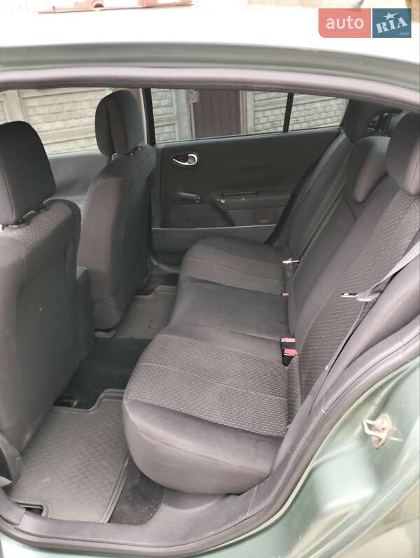 Седан Renault Megane 2006 в Києві