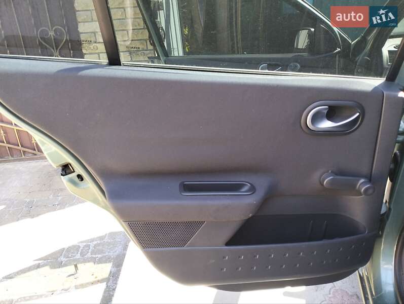 Седан Renault Megane 2006 в Києві