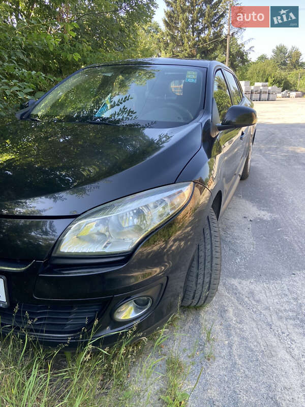 Універсал Renault Megane 2012 в Кореці фото 2 Універсал Renault Megane 2012 в Кореці