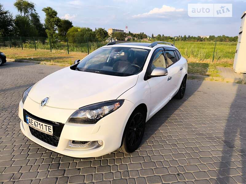Универсал Renault Megane 2013 в Новомосковске фото 3 Универсал Renault Megane 2013 в Новомосковске