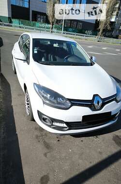 Хэтчбек Renault Megane 2015 в Киеве