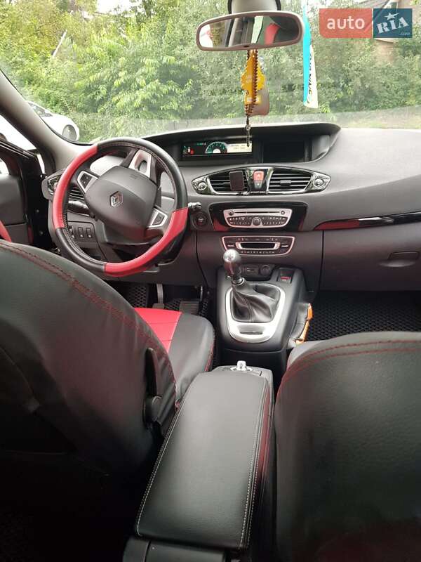 Универсал Renault Megane 2011 в Черновцах