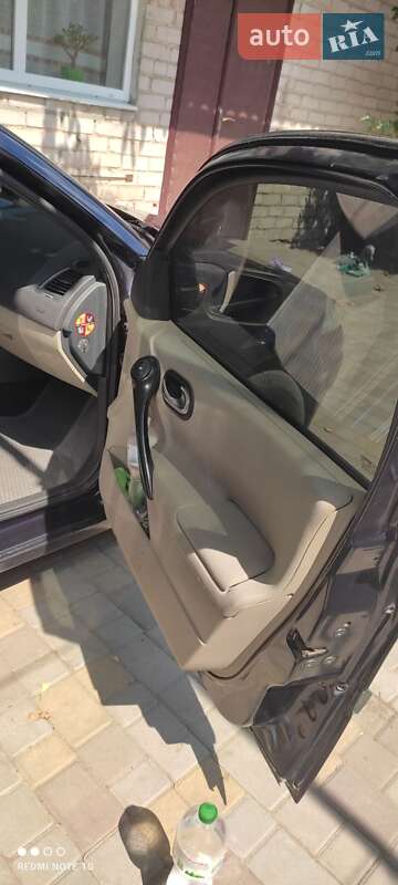 Седан Renault Megane 2007 в Кам'янському