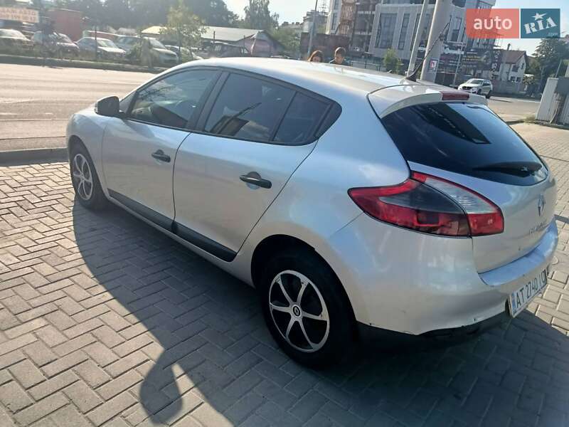 Хэтчбек Renault Megane 2009 в Ивано-Франковске фото 3 Хэтчбек Renault Megane 2009 в Ивано-Франковске
